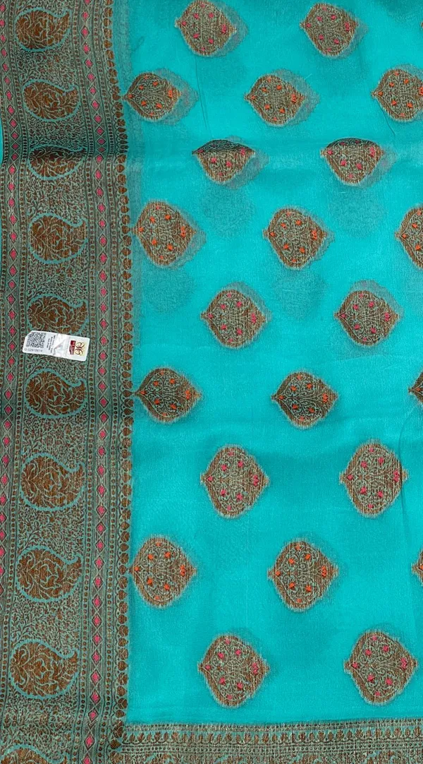 Humairah_Presents_Pure_Handloom_Sea_Green_Chiffon_Floral_Mina_Copper_Zari_Booti_with_Paisley_Mina_Zari_Border_with_Sea_Green_Blouse