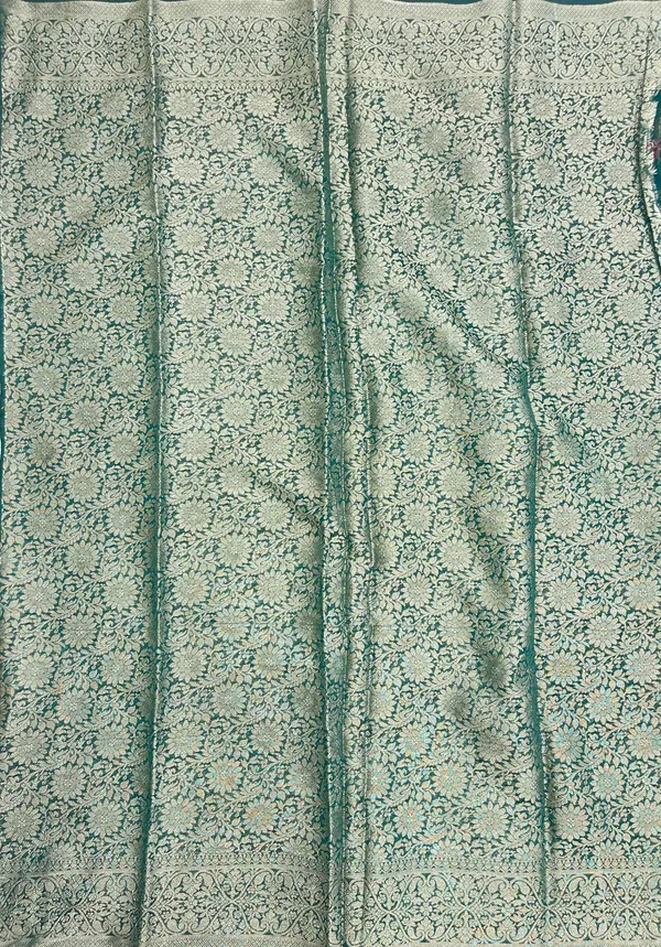 Humairah_Presents_Dark_Green_Semi_Georgette_Tilfi_Mina_Floral_Zari_Jaal_with_Banarasi_Floral_Pallu_and_Dark_Green_Blouse