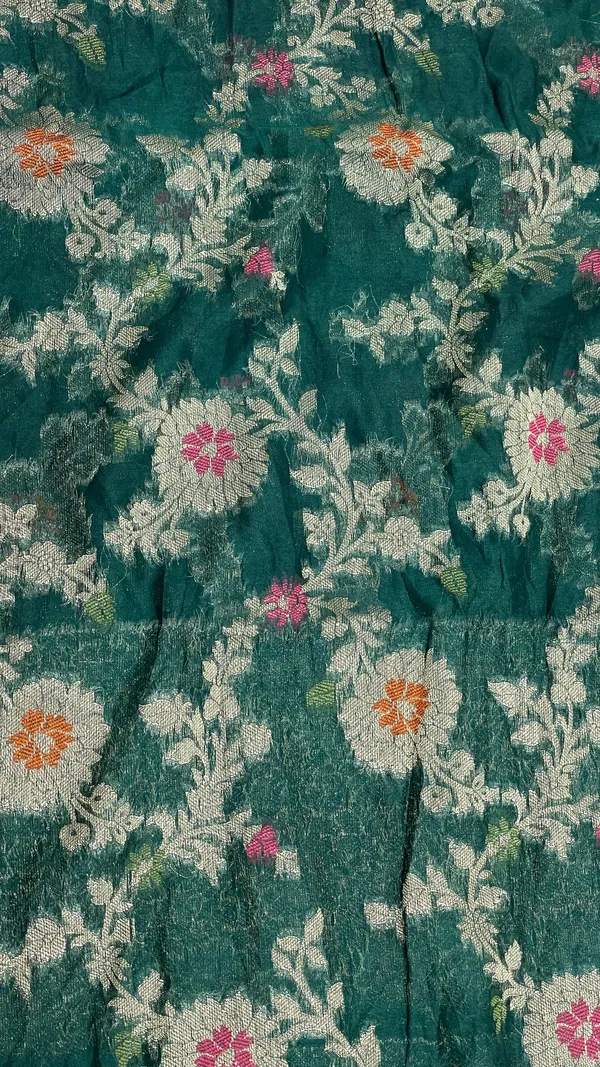 Humairah_Presents_Dark_Green_Semi_Georgette_Tilfi_Mina_Floral_Zari_Jaal_with_Banarasi_Floral_Pallu_and_Dark_Green_Blouse