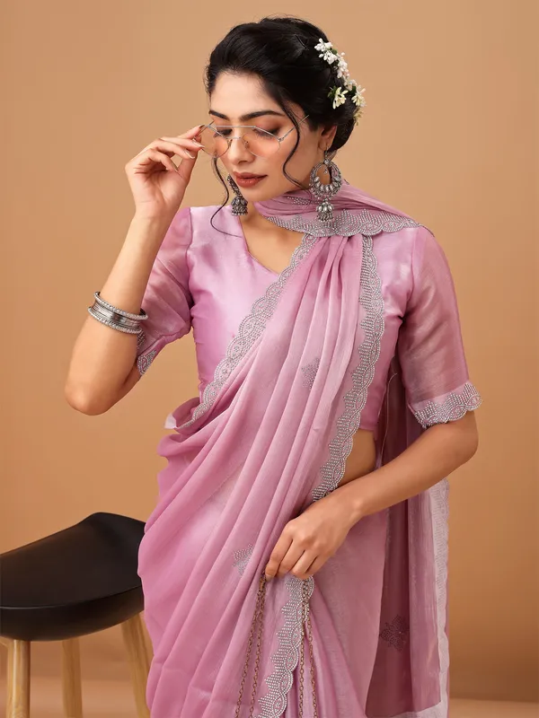 Pink_Soft_Lichi_Silk_Saree_With_Unstitched_Blouse_For_Women