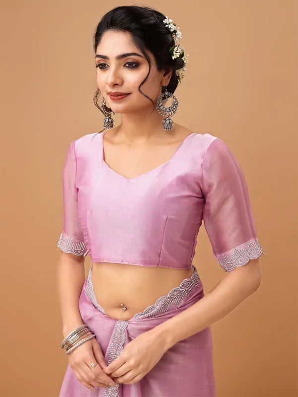 Pink_Soft_Lichi_Silk_Saree_With_Unstitched_Blouse_For_Women
