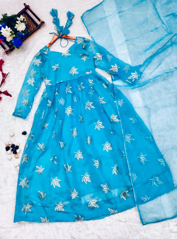 This_Beautiful_Golden_Leaf_Embroidery_Gown