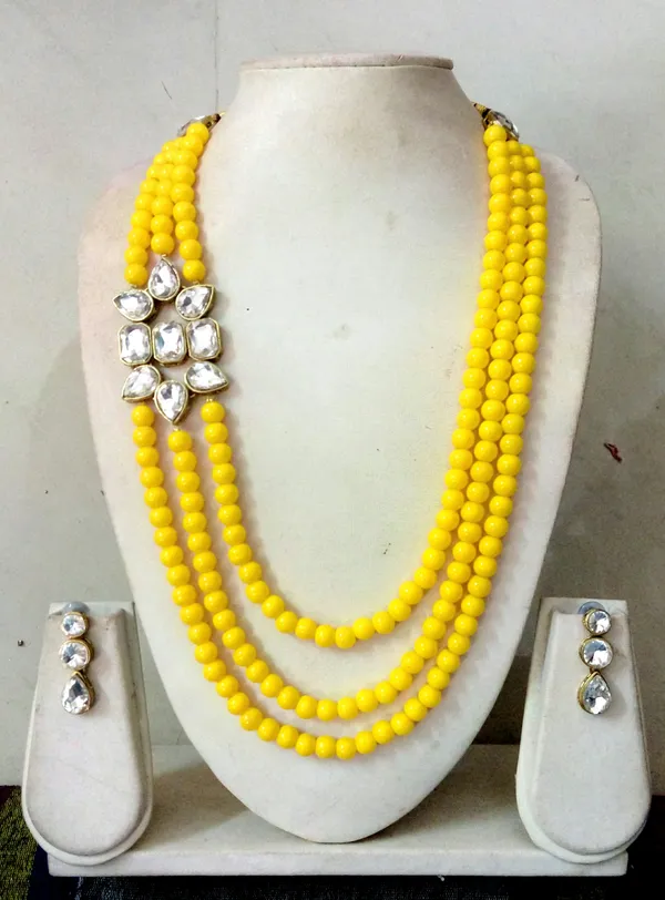 Three_Layer_Yellow_Pearl_Necklace_Set