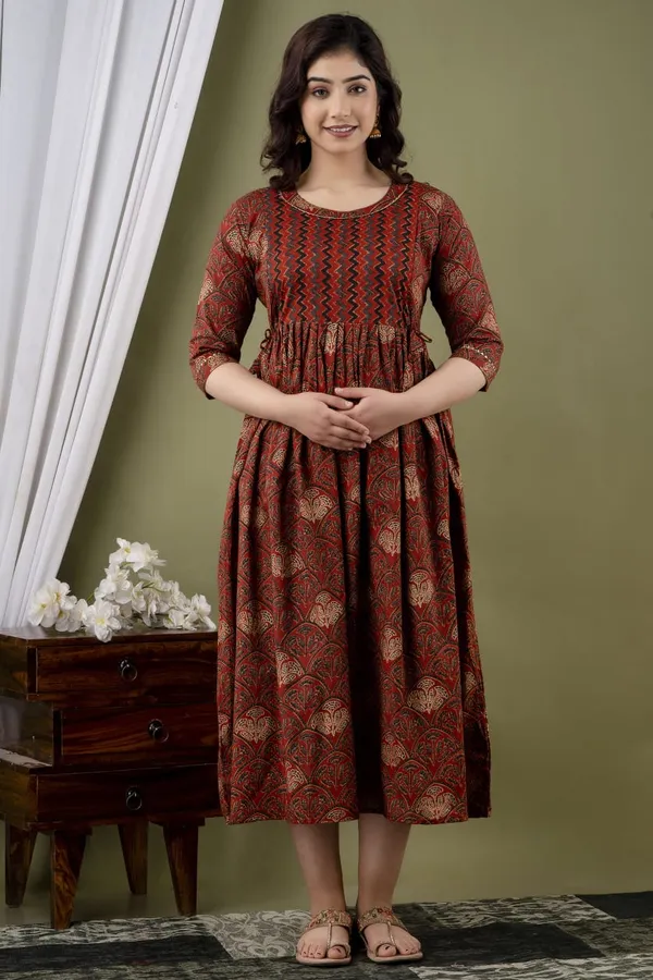 Trendy_Cotton_Printed_Maternity_And_Feeding_Kurti_(Combo_Of_2)