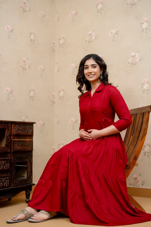 Trendy_Women's_Maroon_Shirt_Collar_Maternity_&_Nursing_Solid_4_Tyer_Dress