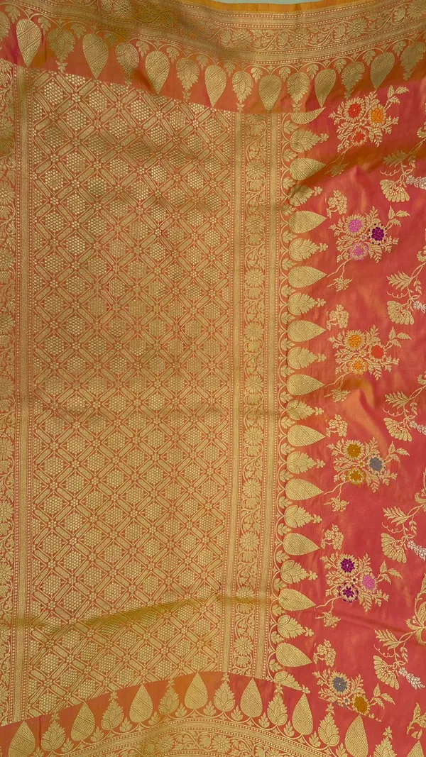 Humairah_Pure_Silk_Handloom_Unveils_Peach_Ektara_Dhoop_Chav_Katan_Silk_Kadhua_Minakari_Floral_Jangla_Jaal_with_Peach_Stripe_Blouse_Saree