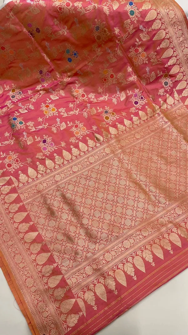 Humairah_Pure_Silk_Handloom_Unveils_Peach_Ektara_Dhoop_Chav_Katan_Silk_Kadhua_Minakari_Floral_Jangla_Jaal_with_Peach_Stripe_Blouse_Saree