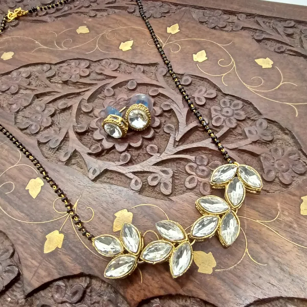 18_Inch_Twinkling_Beautiful_Alloy_Mangalsutra_For_Women