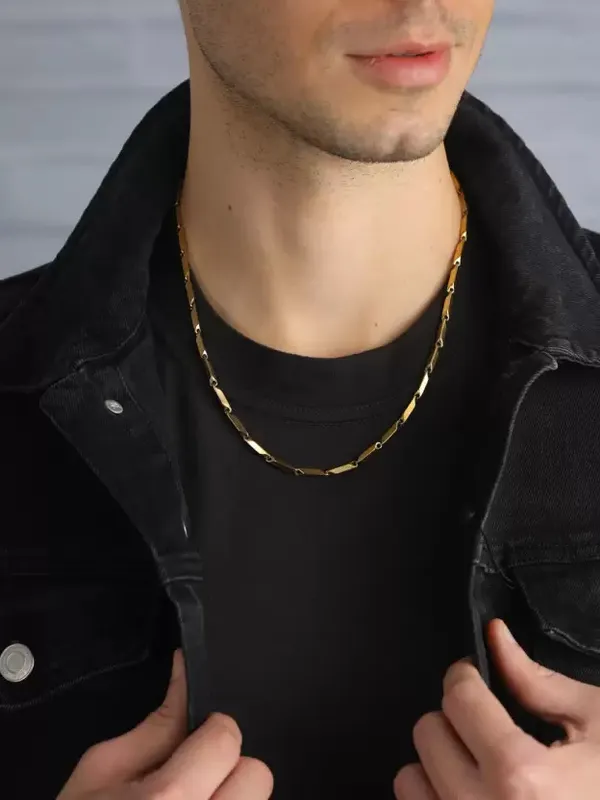 Gujju_Twisted_Cuboids_Gold-Plated_Link_Chain_for_Men