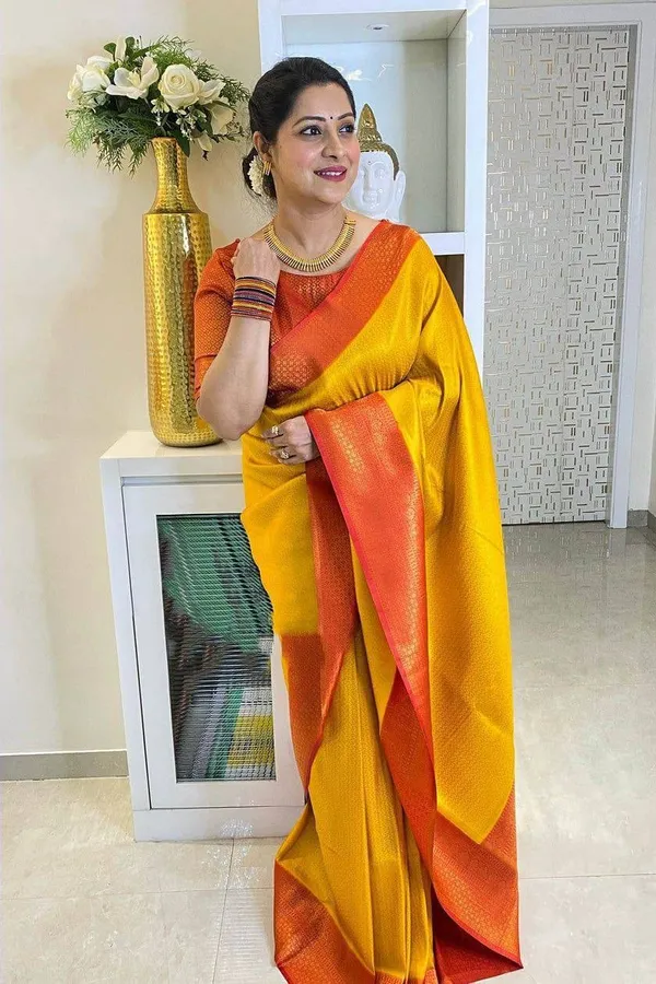 YELLOW_KANJIVARAM_SILK__SAREE