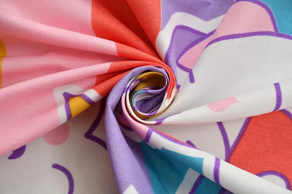 220TC_Double_Flat_Bedsheet_with_2_Pillow_Cover,_Microfiber_-_Multi_Colour_-_90x100_inches