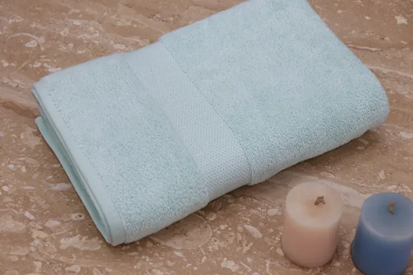 Luxury_Cube_Towel_Set,_100%_Cotton_600_GSM,_3_Piece_Bathroom_Towel_Set_(1_Bath_Towel,_1_Hand_Towel,_1_Face_Towel_),_Face_Cloths,_Home_Gym_Spa_Hotel_Towels_Moments_Gifting_Collection-Light_Blue