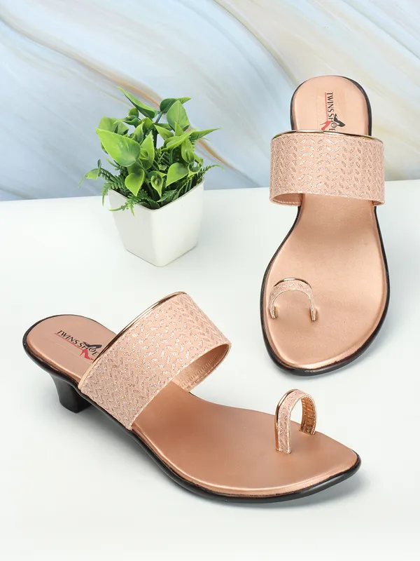 Casual_Angutha__Strap_Heels_(Rgold)