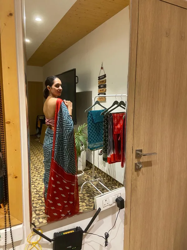 Ikkat_Print_Pure_Soft_Cotton_saree_With_Blouse_Piece