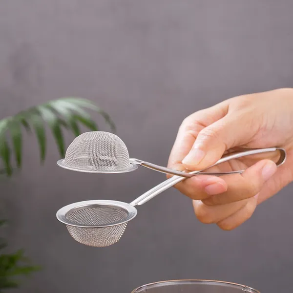 Tea_Infuser_Ball_Shape_with_Cross_Handle_,_Food_Grade_SS_material,_5cm