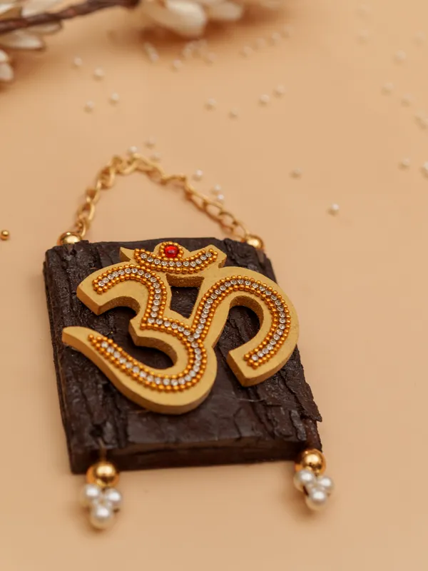 Golden_Om_&_Swastik_Log_Hanging_|_Auspicious_Wall_Accent_for_Gifting