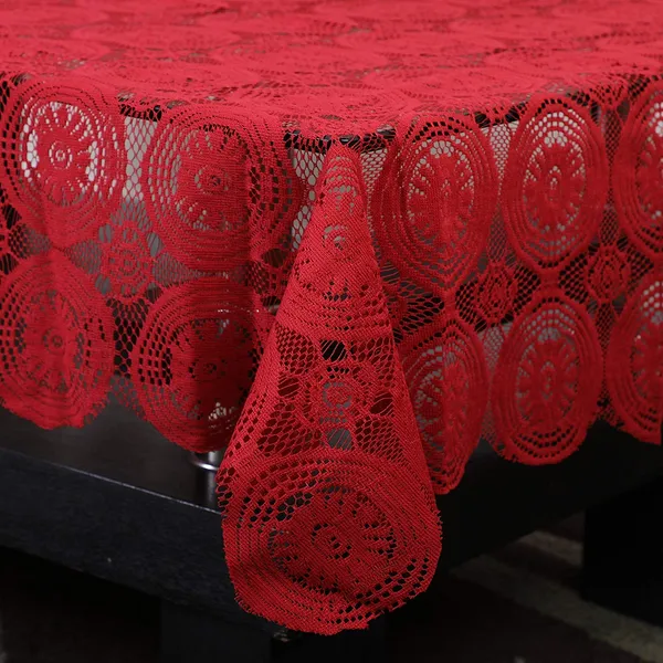 Cotton_Center_Table_Cover_for_4_Seater_(Maroon)