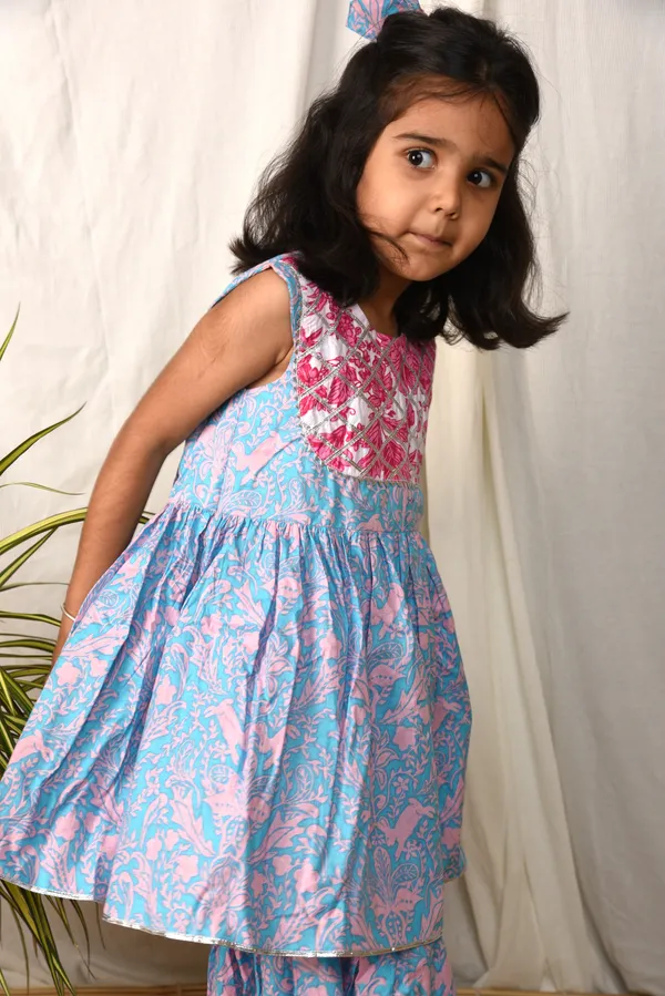 Blue_Cotton_Suit_And_Pant_Set_For_Girls