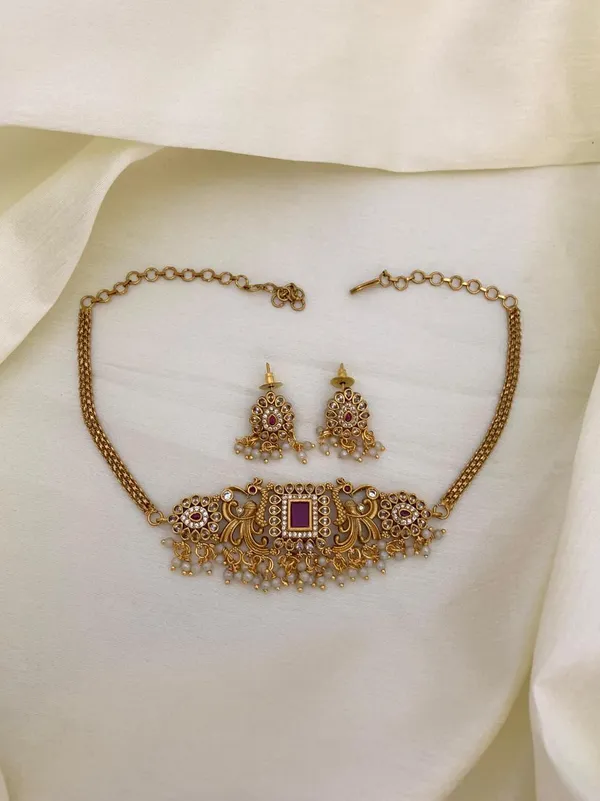 Akshi_Antique_Choker_Set