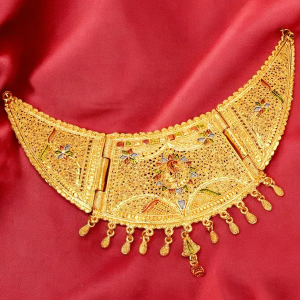 Gold_Classic_Gold_Plated_Stylish_Choker_Necklace_Set_For_Women