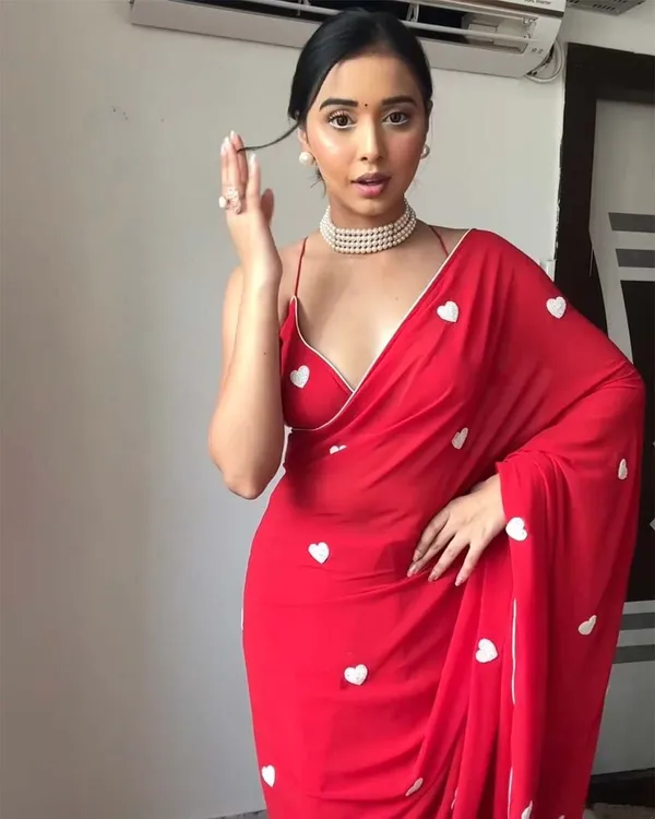 Red_Color_1-Minute_Ready_To_Wear_Georgette_Saree_With_Thread_Gamthi_Work