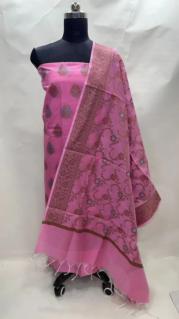 Humairah_Present_Pink_Cotton_Resham_Copper_Zari__3pcs_Suit_Set_accompanied_with_Plain_Bottom_and_Top_Mina_Resham_Boota_with_Pink_Jaal_Dupatta