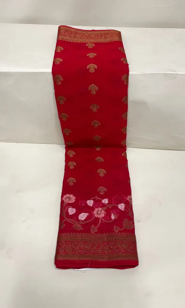 Humairah_Presents_Pure_Handloom_Red_Chiffon_Floral_Copper_Zari_Booti_with_Floral_Tilfi_Mina_Jaal_Skirt_Zari_Border_with_Red_Blouse