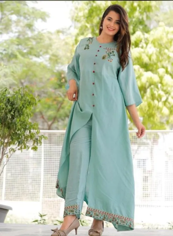 Women_Classic_Green_Kurti_&_Palazzo_Set