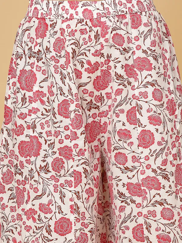 Pink_Pure_Cotton_Big_Flair_Printed_Regular_Palazzo