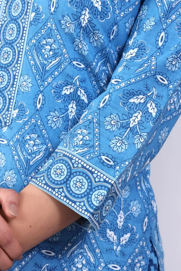 Blue_Pure_Cotton_Printed_Casual_Wear_Kurti_For_women