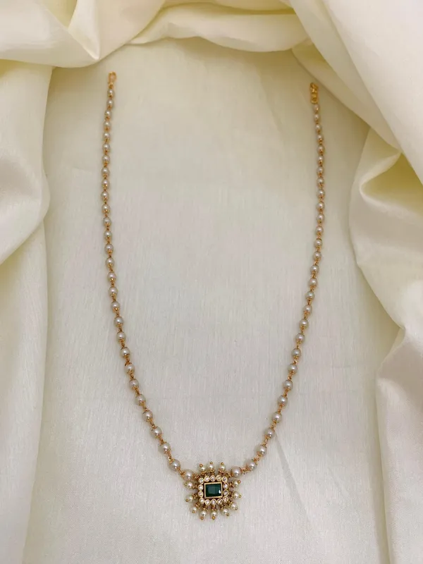 AYNA_PEARL_STRING_NECKLACE