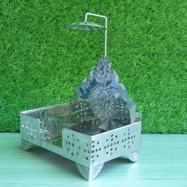 Visat_Goddism_S_S_Singhasan_With_Chhatra_For_Laddu_Gopal_Ji_|_Bal_Gopal_Ji_|Stainless_Steel_Singhasan