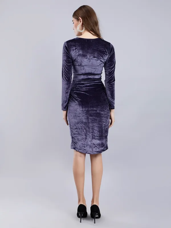 Dark_Blue_Velvet_Bodycon_Dress_For_Women
