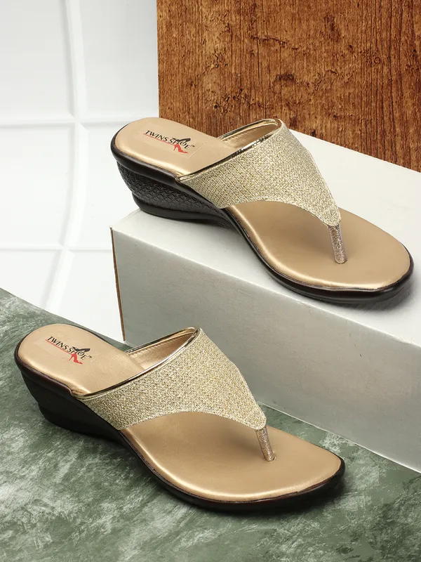 Embellished_Ethnic_Strap_Wedge_Heels_(Gold)