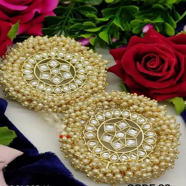 https://d1311wbk6unapo.cloudfront.net/NushopCatalogue/tr:f-webp,w-600,fo-auto/W2kh1Qg__FS6HKYKW95_2023-02-17_1.jpg__Padmawati Bangles   Private Limited