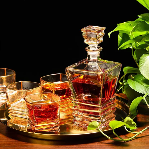 Set_Of_1_Decanter__&_6_Glasses_-_Luxury_Whiskey_Wine_Decanter_Set_Perfect_for_Whiskey,_Scotch,_Wine,_Vodka,_Tequila,_Rum