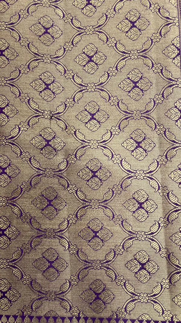 Humairah_Pure_Handwoven_Purple_Chiniya_Silk_Gold_Zari_Floral_Booti_with_Minakari_Zari_Border_with_Purple_Blouse_piece