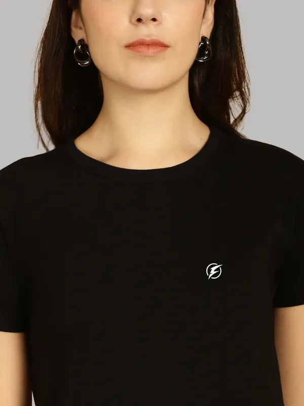 Pack_of_2_Black_&_Olive_Green_Cotton_Round_Neck_T-Shirt_For_Women