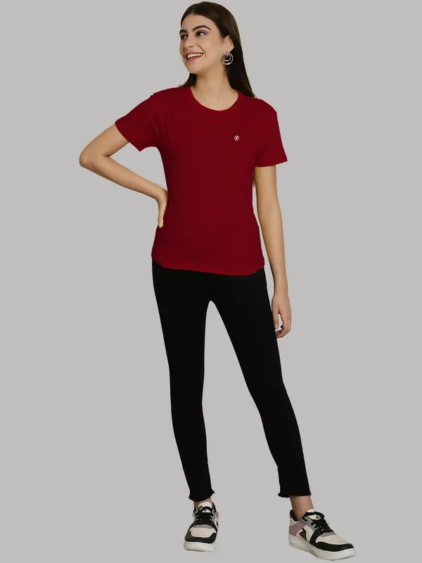 Pack_of_2_Grey_&_Maroon_Cotton_Round_Neck_T-Shirt_For_Women