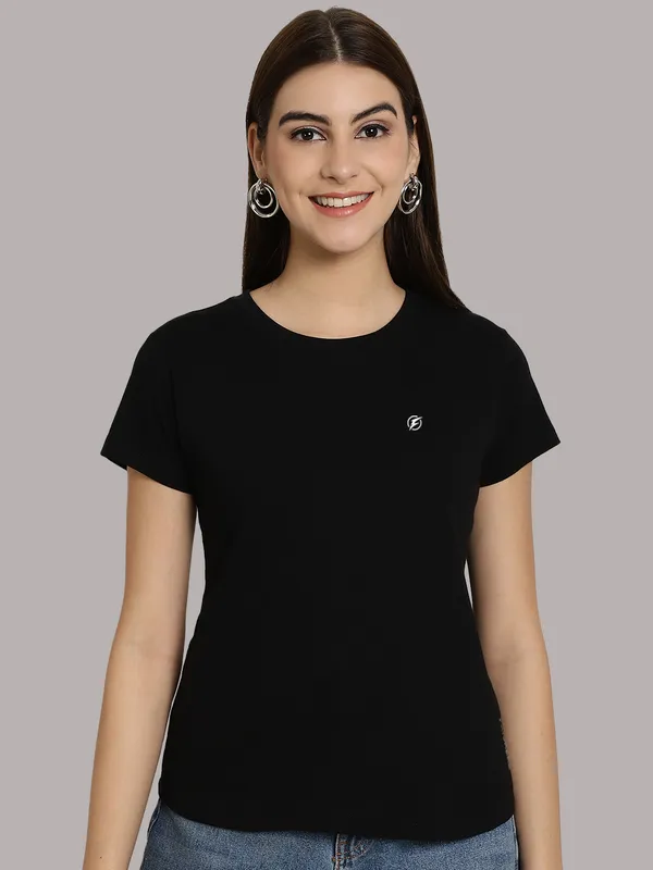 Pack_of_2_Black_&_Red_Cotton_Round_Neck_T-Shirt_For_Women