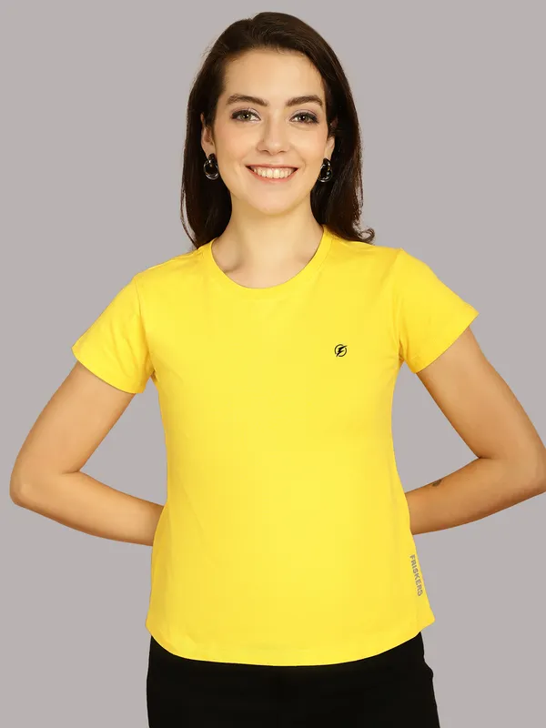 Pack_of_2_White_&_Yellow_Cotton_Round_Neck_T-Shirt_For_Women