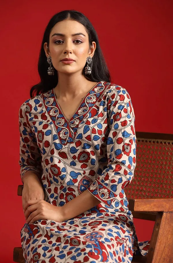Floral_Print_V_Neck_Half_Sleeve_Kurta_&_Pent_Set_