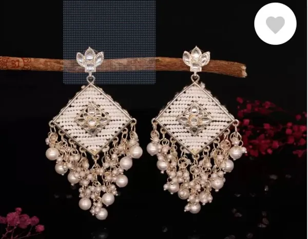 Kundan_Pearl_Maangtikka_And_Earrings_Set