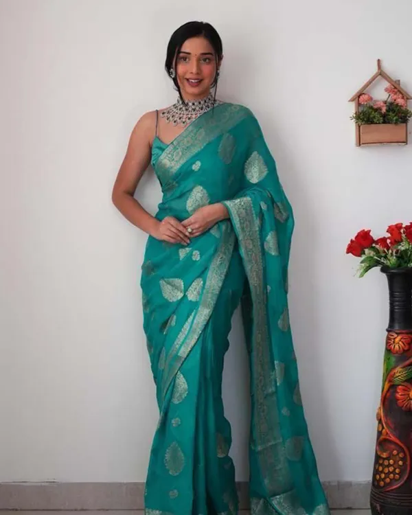 Bottle_Green_Color_1_Minute_Ready_To_Wear_Soft_Banarasi_Silk_Saree_With_Golden_Zari_Work