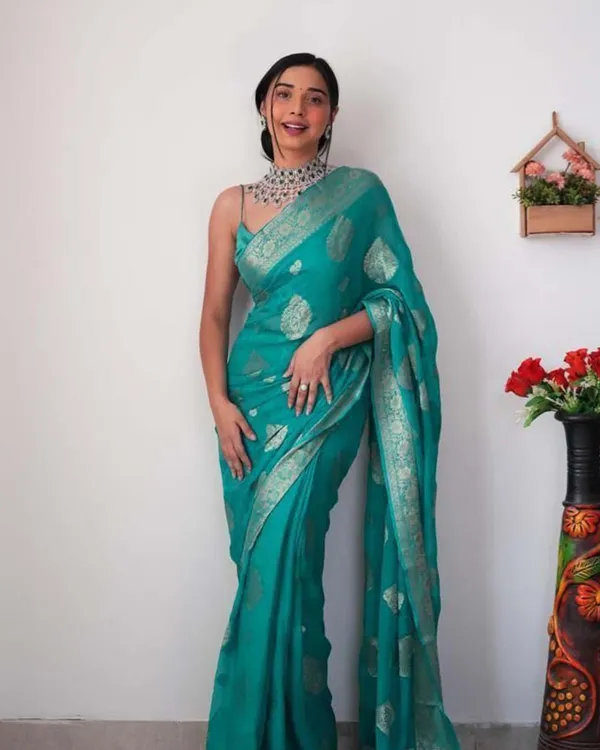 Bottle_Green_Color_1_Minute_Ready_To_Wear_Soft_Banarasi_Silk_Saree_With_Golden_Zari_Work