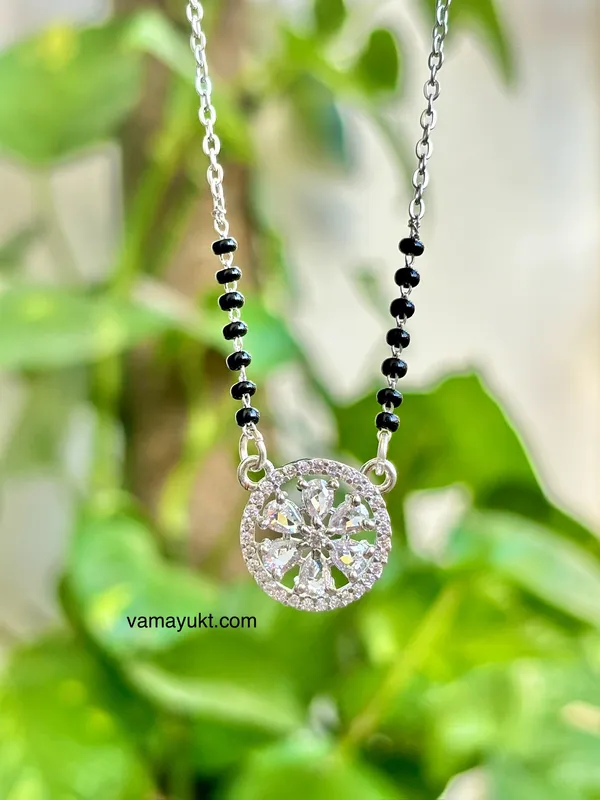 Waterproof_Prakriti_modern_mangalsutra_18_inch