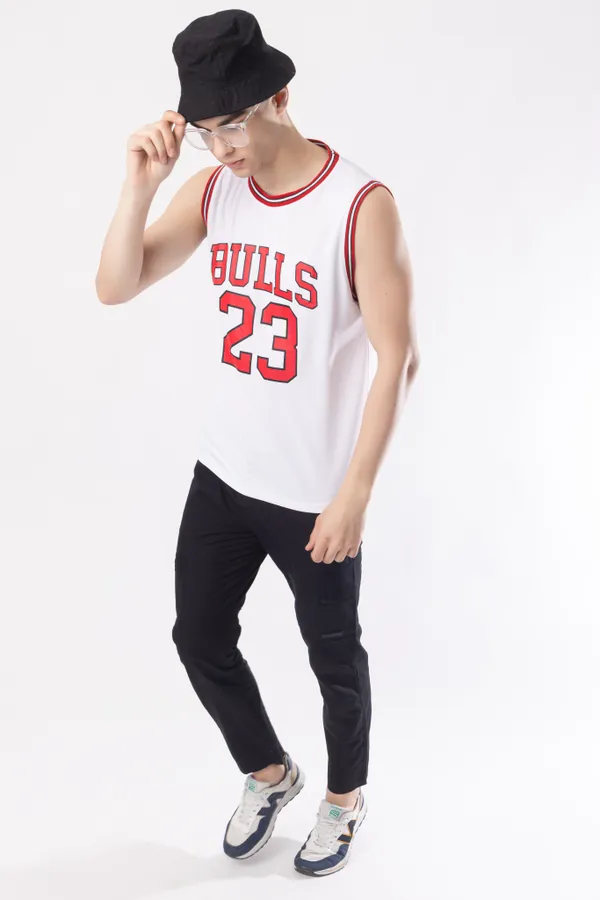 Stylish_White_Round_Neck_Printed_Sleeveless_Sando_for_Men