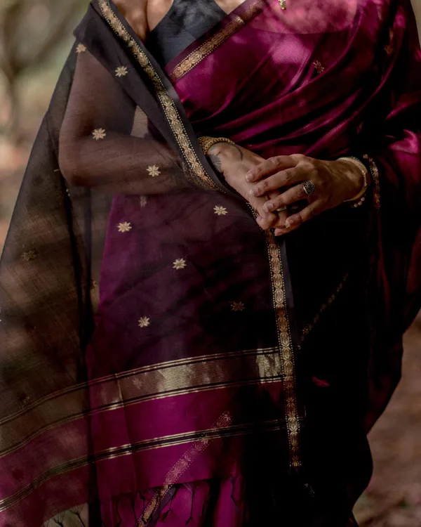 Wine_Banarasi_Silk_Zari_Saree_With_Blouse_For_Women