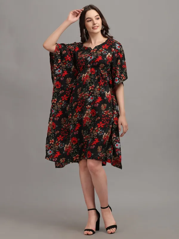 Black_&_Red_Tropical_Print_Kaftan_Dress