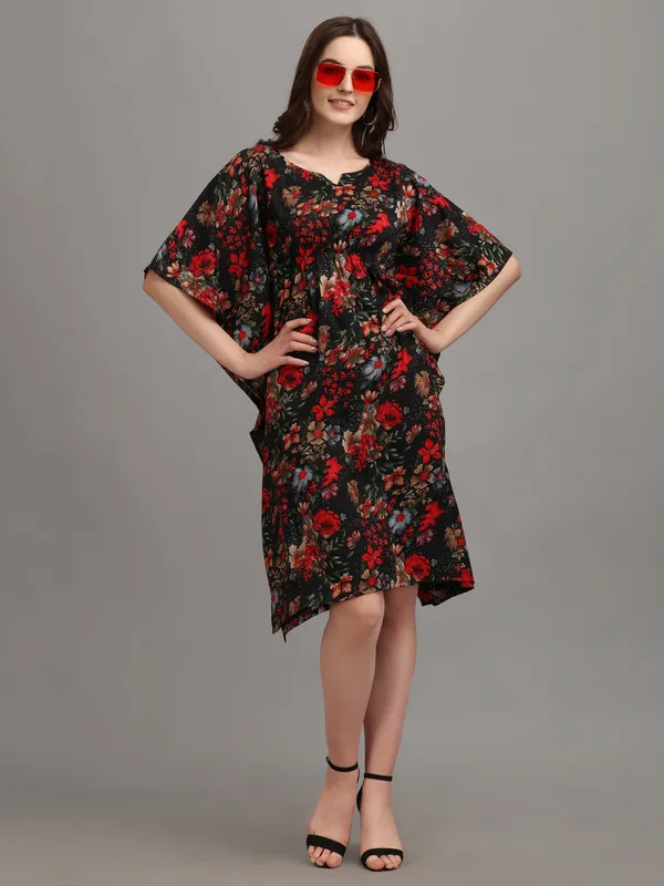 Black_&_Red_Tropical_Print_Kaftan_Dress